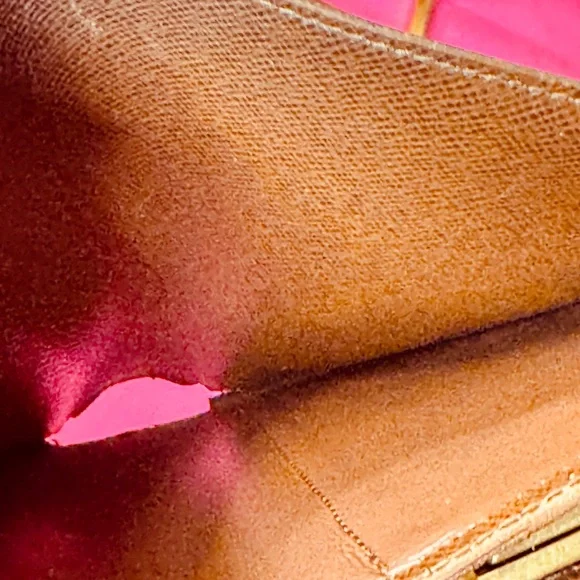 Louis Vuitton the Kisslock Brown Monograms Wallet - Picture 4 of 13